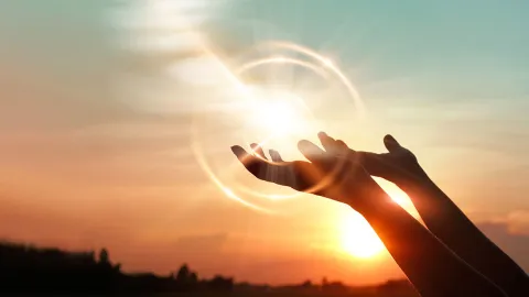 Schréder solar lighting solutions are designed to help towns and cities on their decarbonisation journey