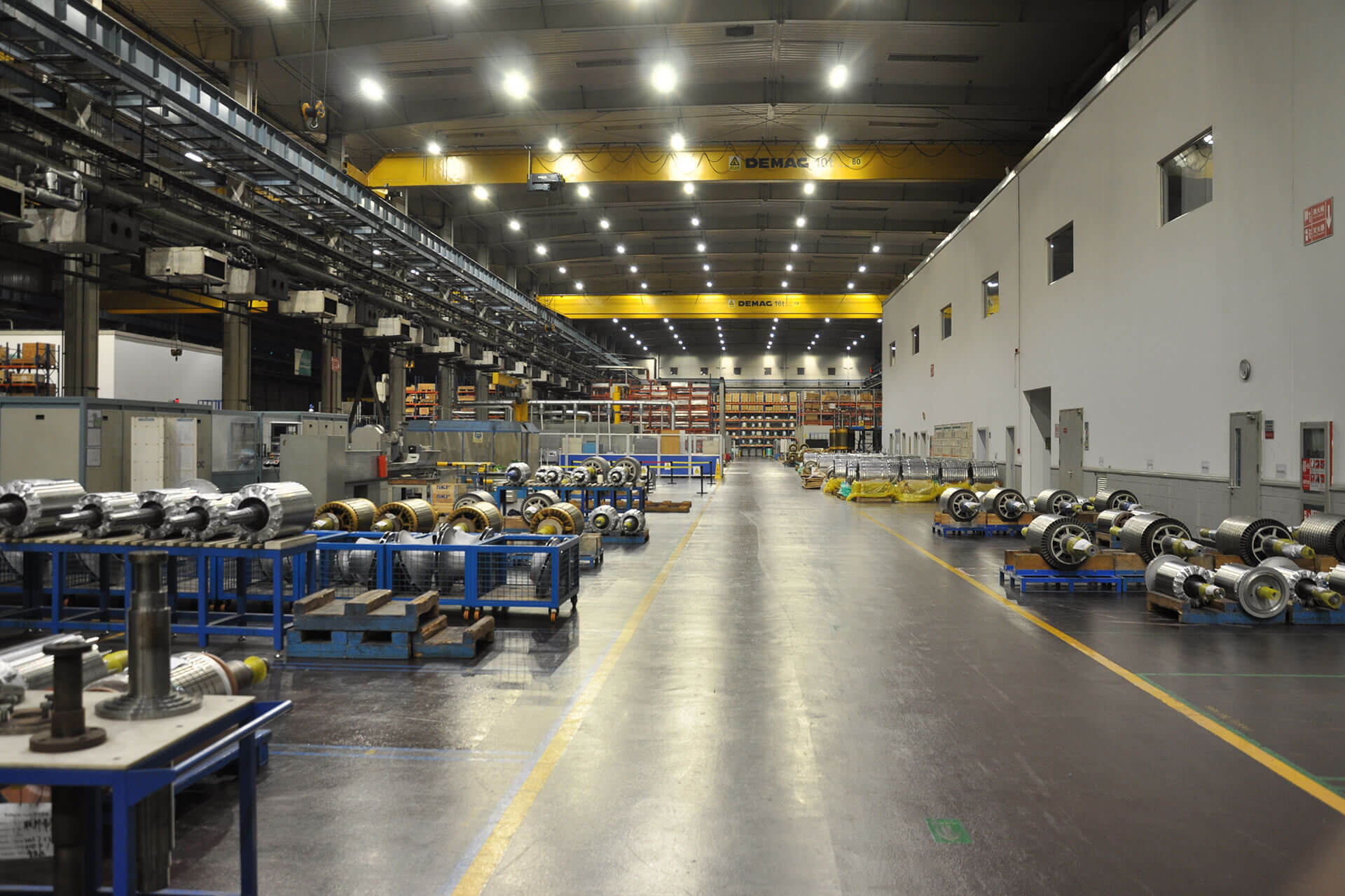 Schréder provided an energy-efficient lighting solution that improved visibility for this busy production facility